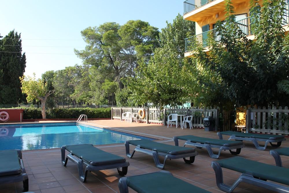 Hotel Picasso Torroella de Montgrí Exterior photo